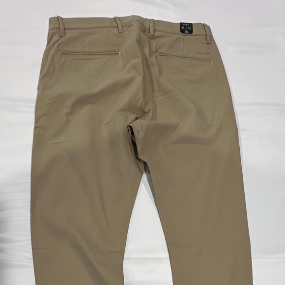 J Crew 484 Slim-fit Midweight Tech Pant for Men - Size W30/L32 - NEW. - Picture 7 of 14